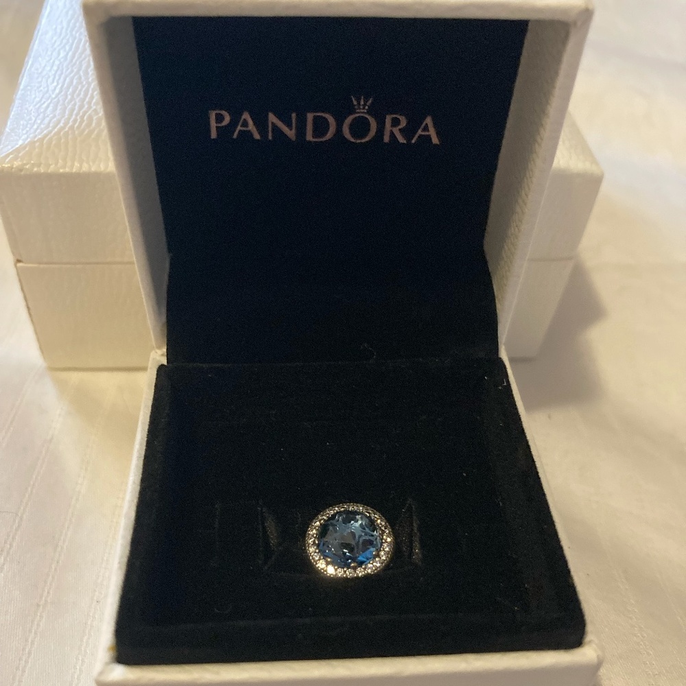Pandora Aqua Charm